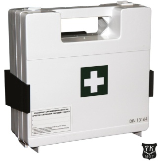 APTECZKA PIERWSZEJ POMOCY 8% VAT AZR