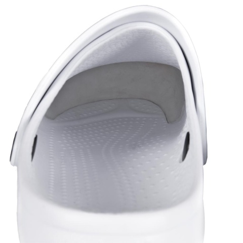 KLAPKI NIL ZE STALOWYMI WZMOCNIENIAMI CZARNE